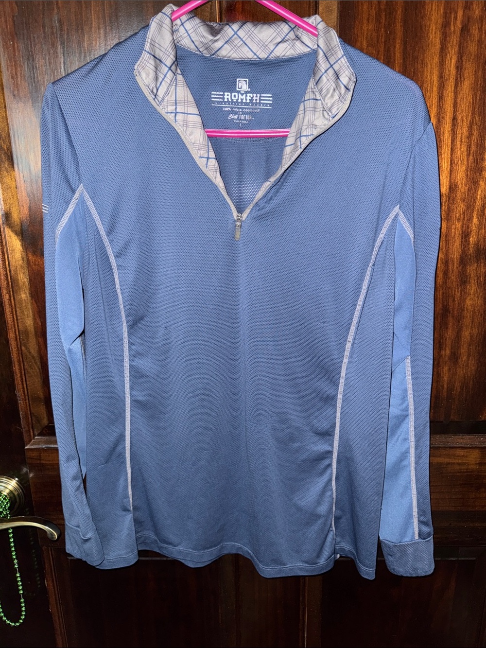 Large Romfh Chill Factor long sleeve quarter zip sunshirt